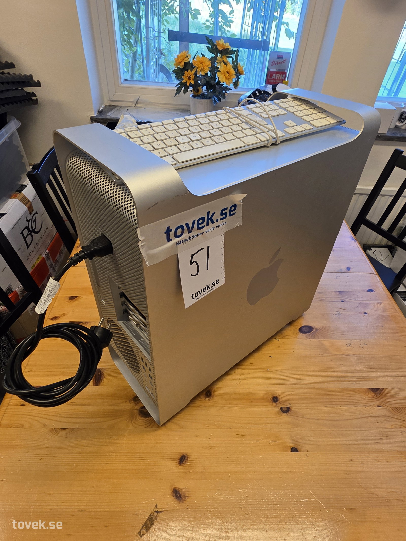 Mac Pro PC stationär dator på auktion i Fagersta hos Toveks Auktioner