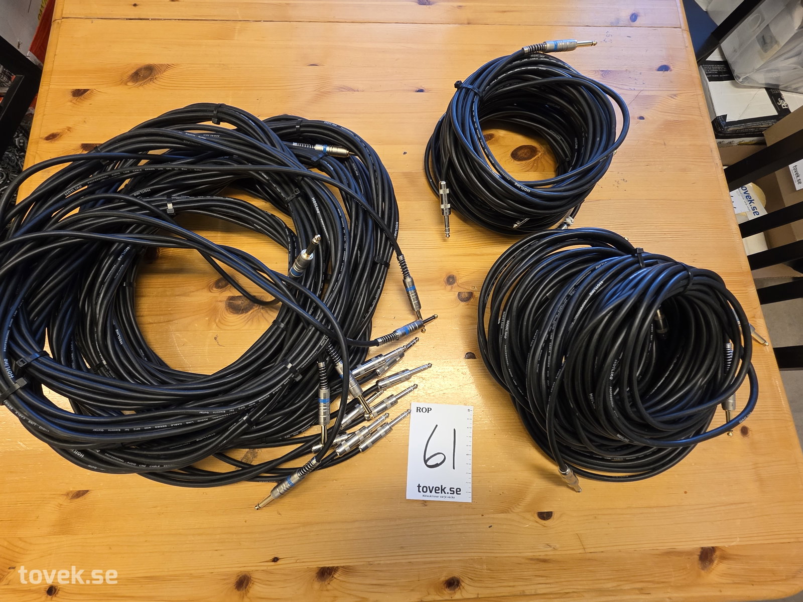 Kablage för inspelning från mixerbord via Insert-jack 16 kanaler på auktion i Fagersta hos Toveks Auktioner