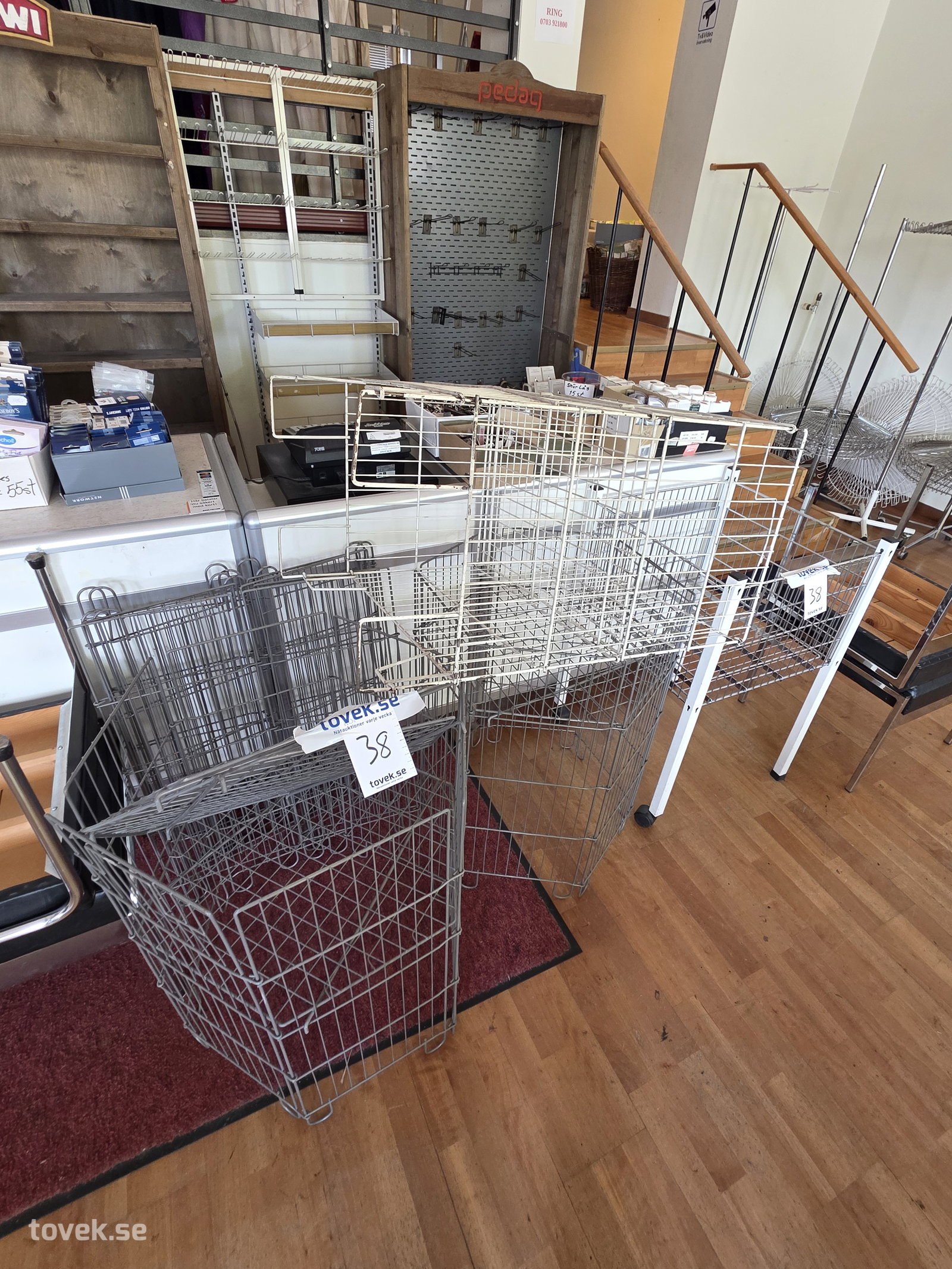 Diverse störtkorgar på auktion i Filipstad hos Toveks Auktioner