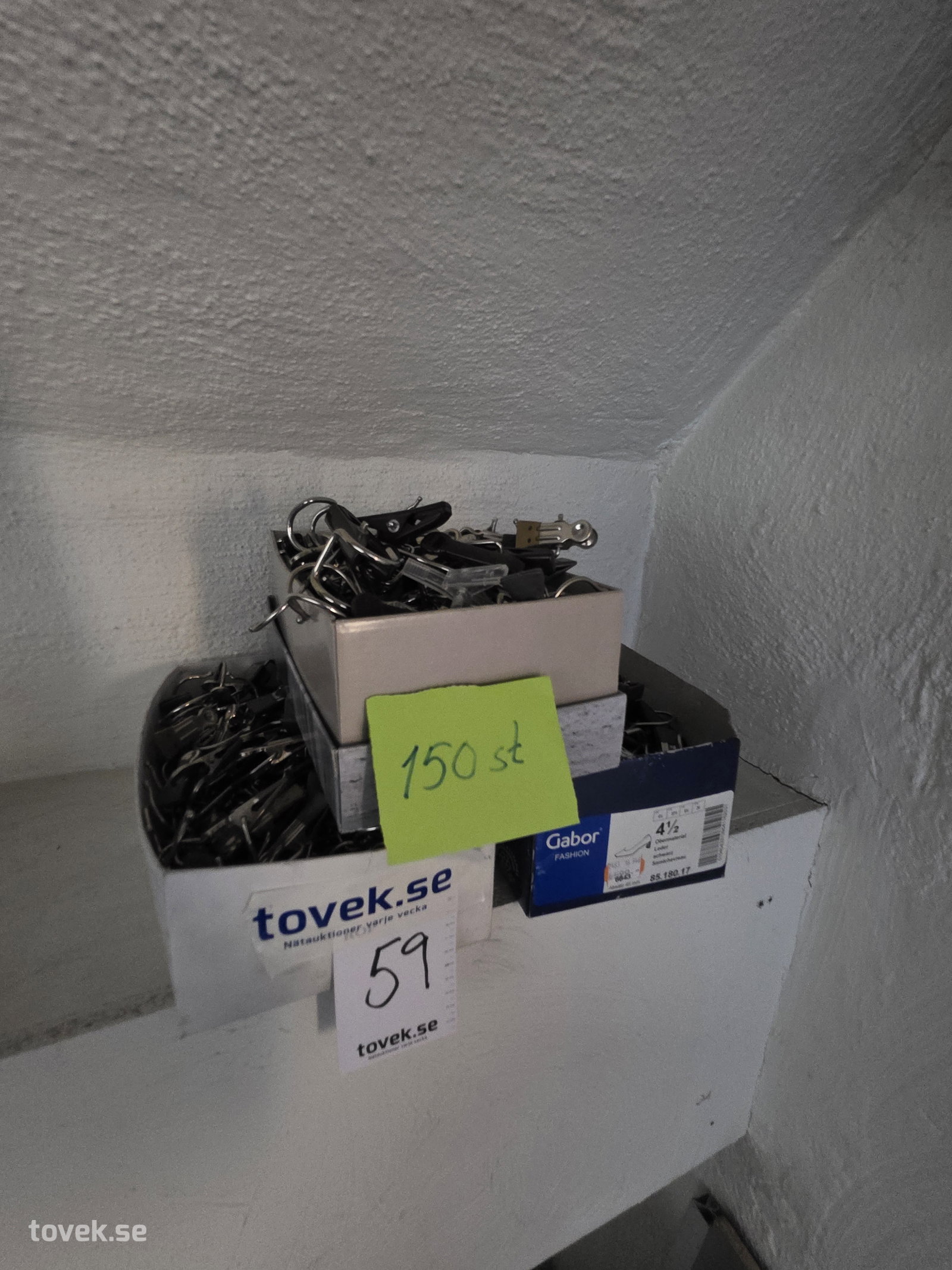 Sko / Stövelhållare ca 150 st på auktion i Filipstad hos Toveks Auktioner