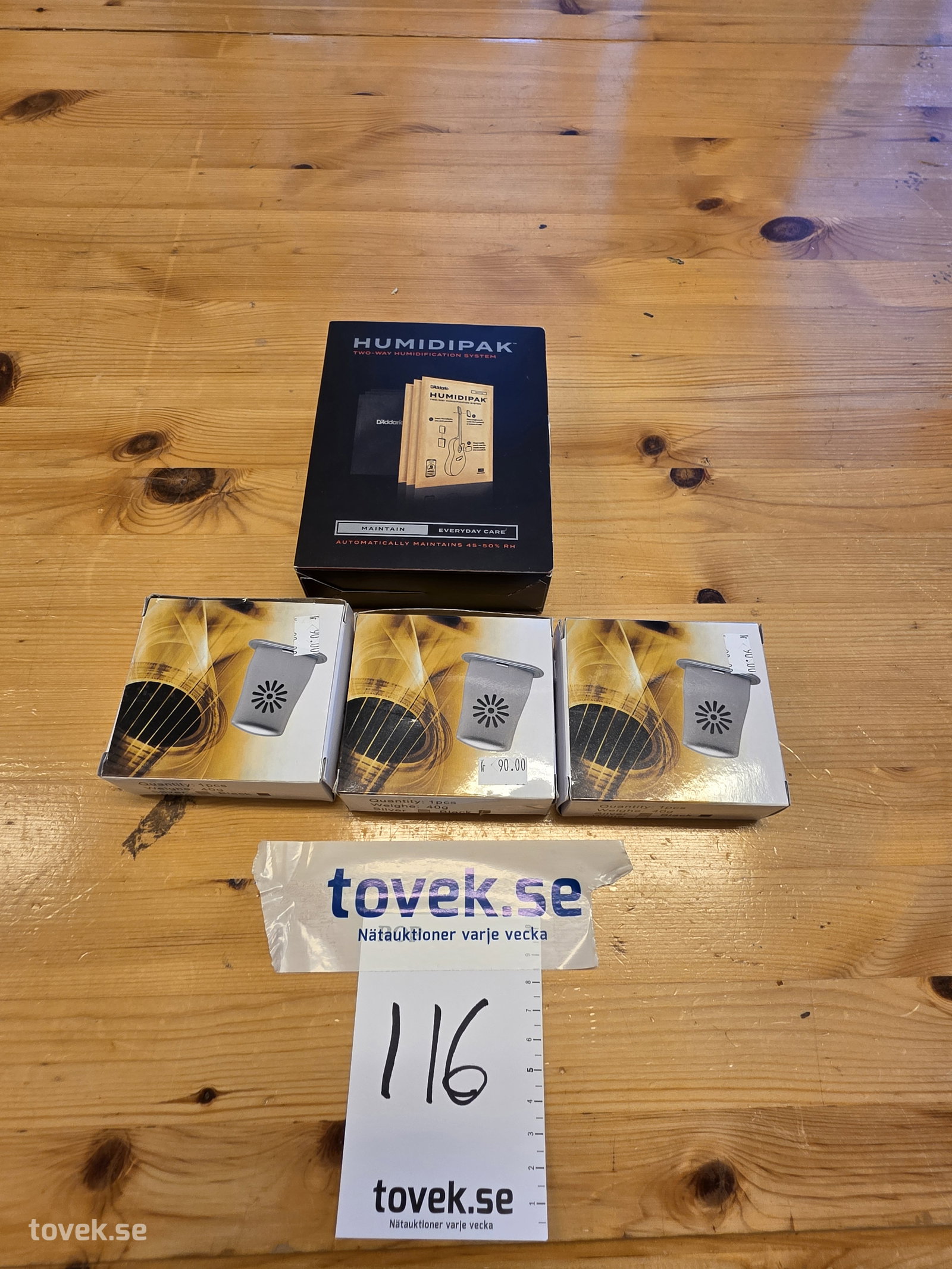 Luftfuktare Gitarr på auktion i Fagersta hos Toveks Auktioner
