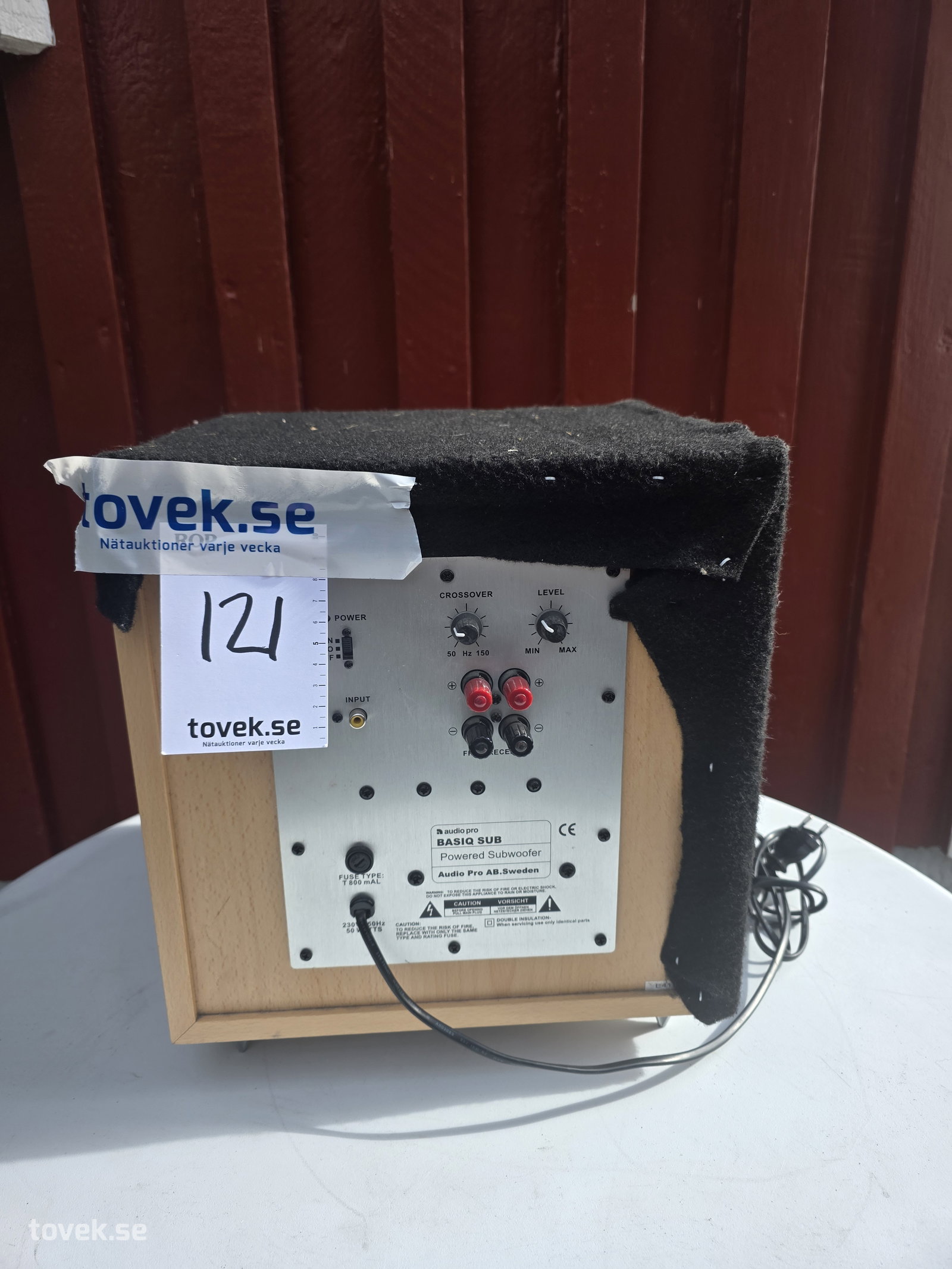 Baslåda AudioPro Basiq Sub, delvis inklädd på auktion i Hammarö hos Toveks Auktioner
