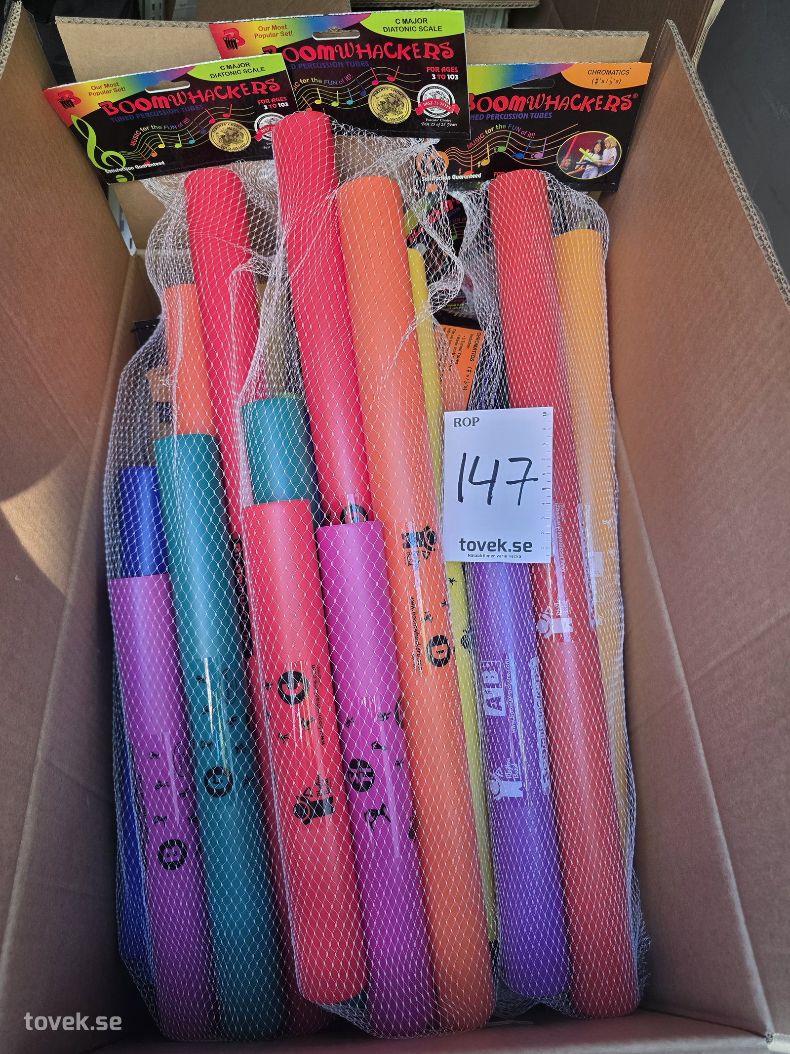 Parti med tonrör Boomwhackers på auktion i Hammarö hos Toveks Auktioner
