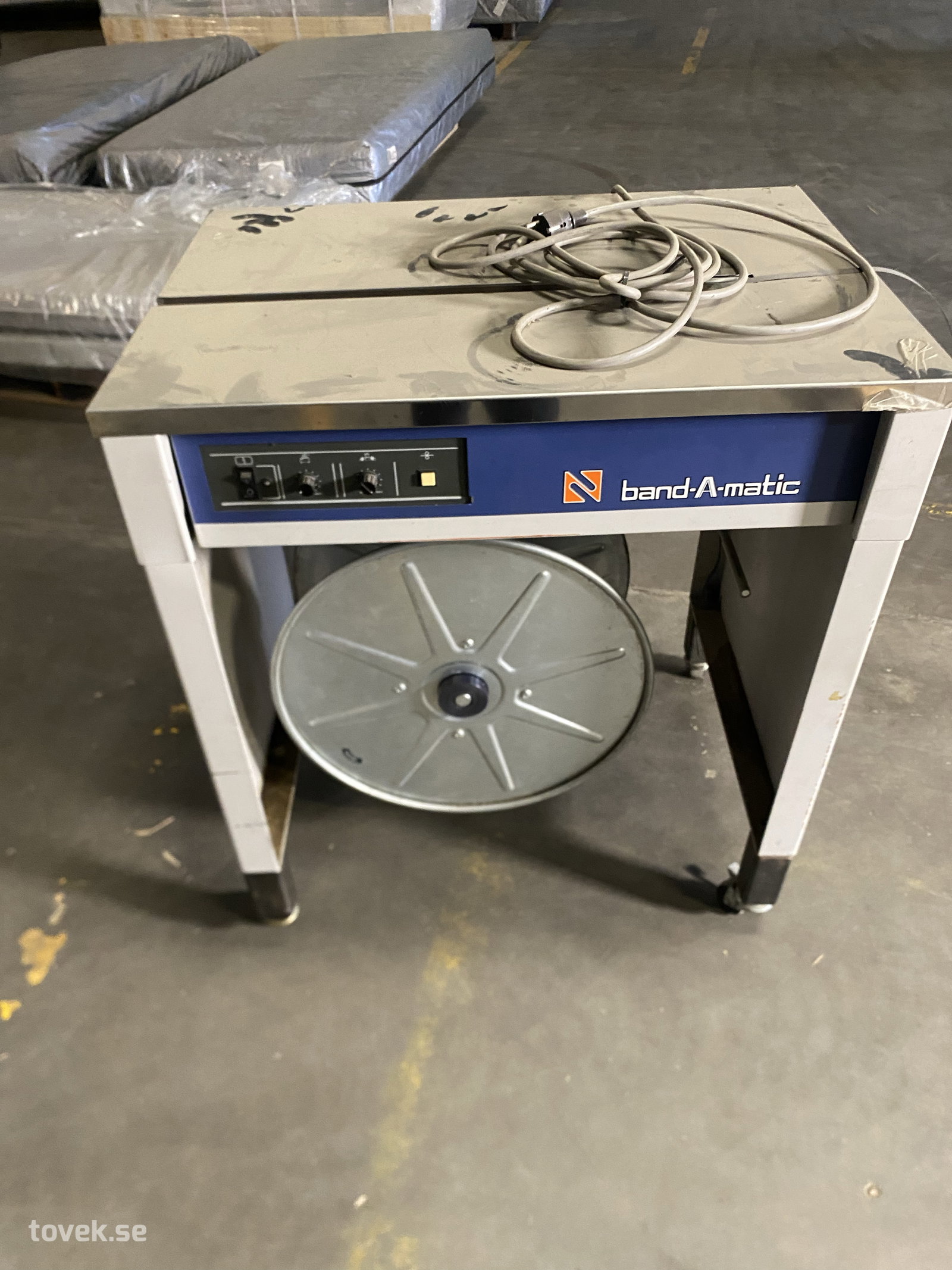 Bandningsmaskin Band-A-Matic F20E – Naigai Japan – 230 V på auktion i Hillerstorp hos Toveks Auktioner