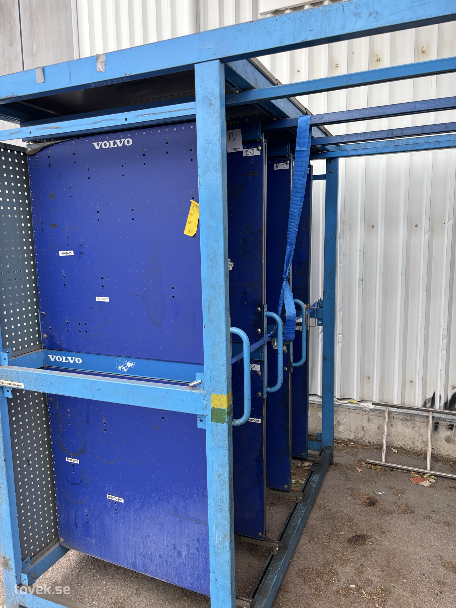 Verktygscontainer på auktion i Borlänge hos Toveks Auktioner