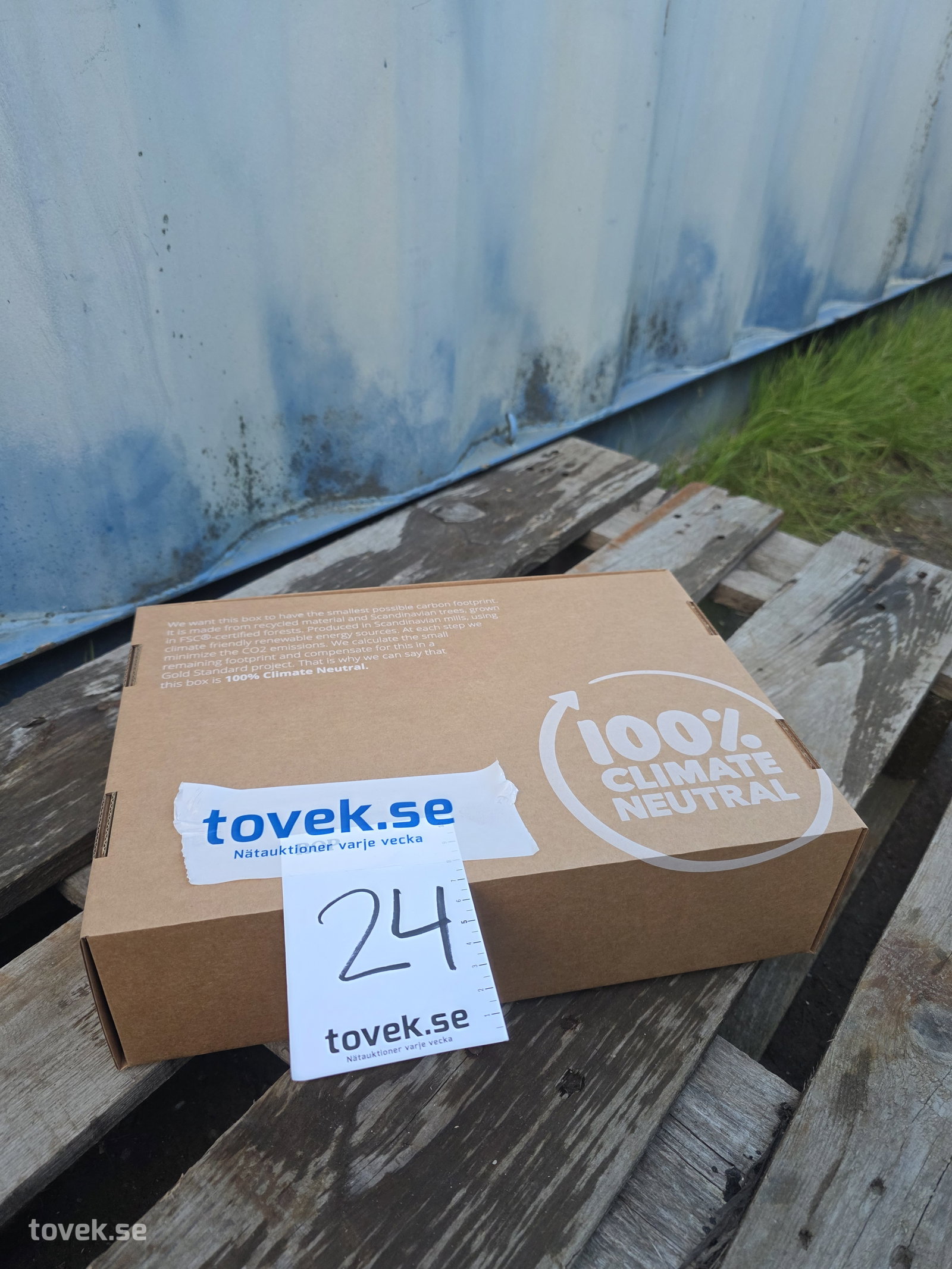 Parti med nya kartonger 14st buntar på auktion i Hammarö hos Toveks Auktioner