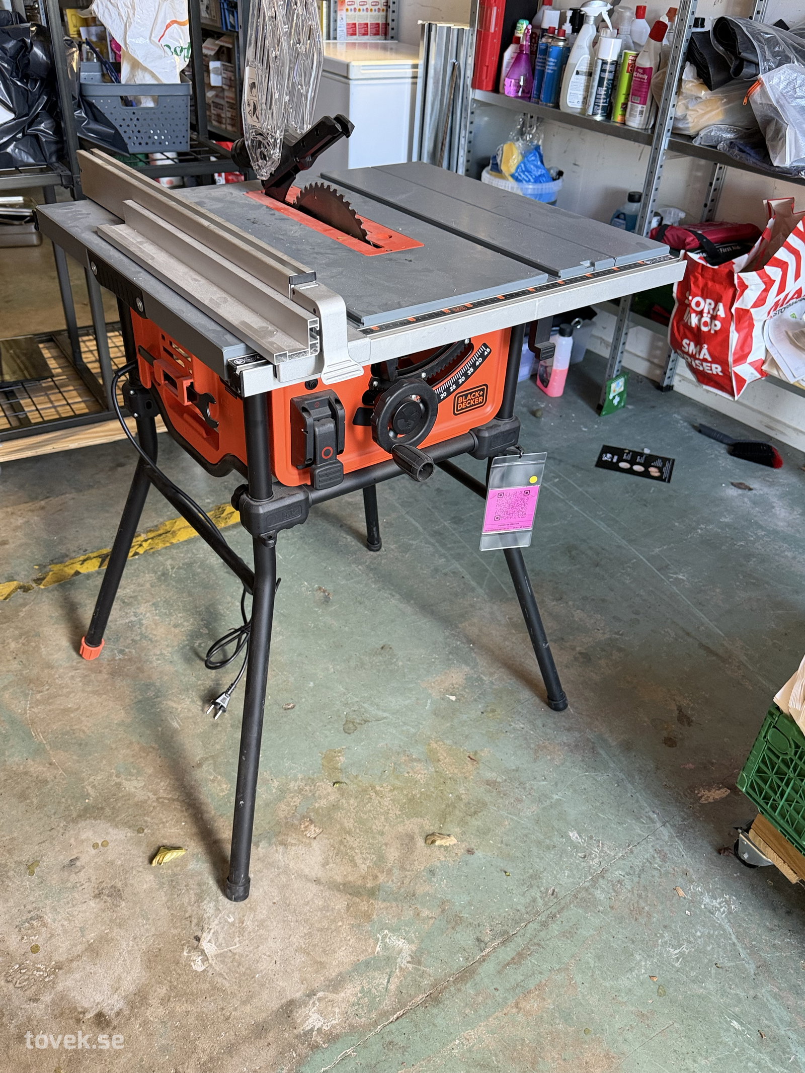 Bordssåg Black Decker (nyare) på auktion i Helsingborg hos Toveks Auktioner
