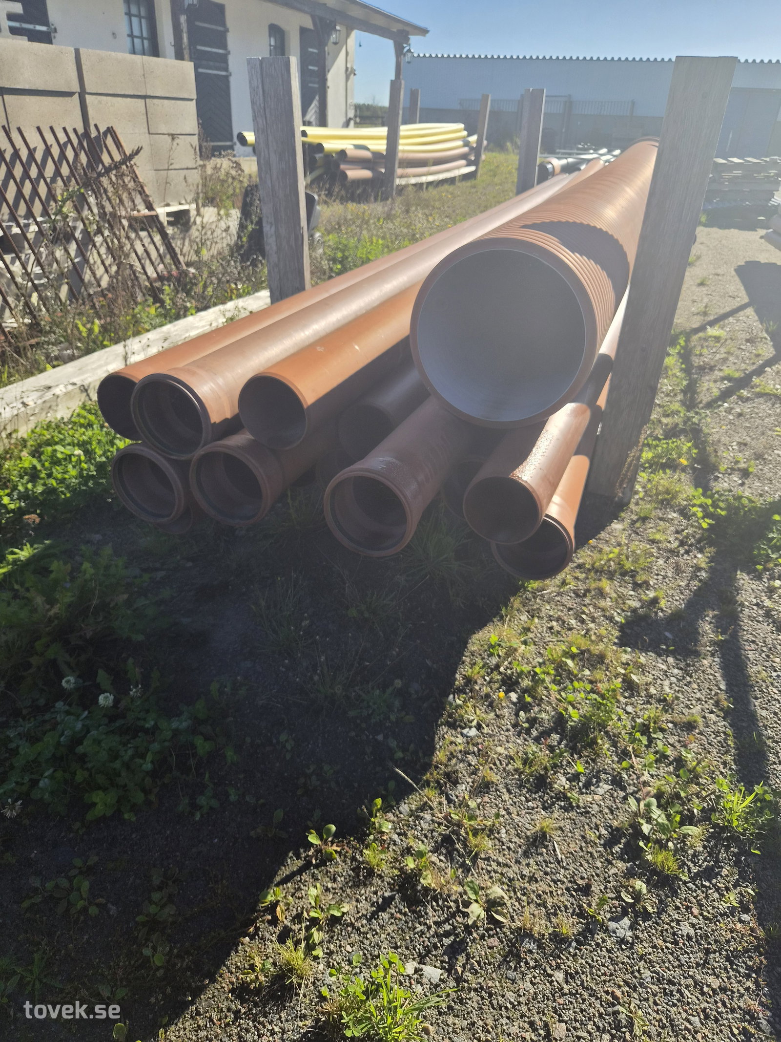 PP markavlopp 160x6000 15st inkl. häck på auktion i Falkenberg hos Toveks Auktioner