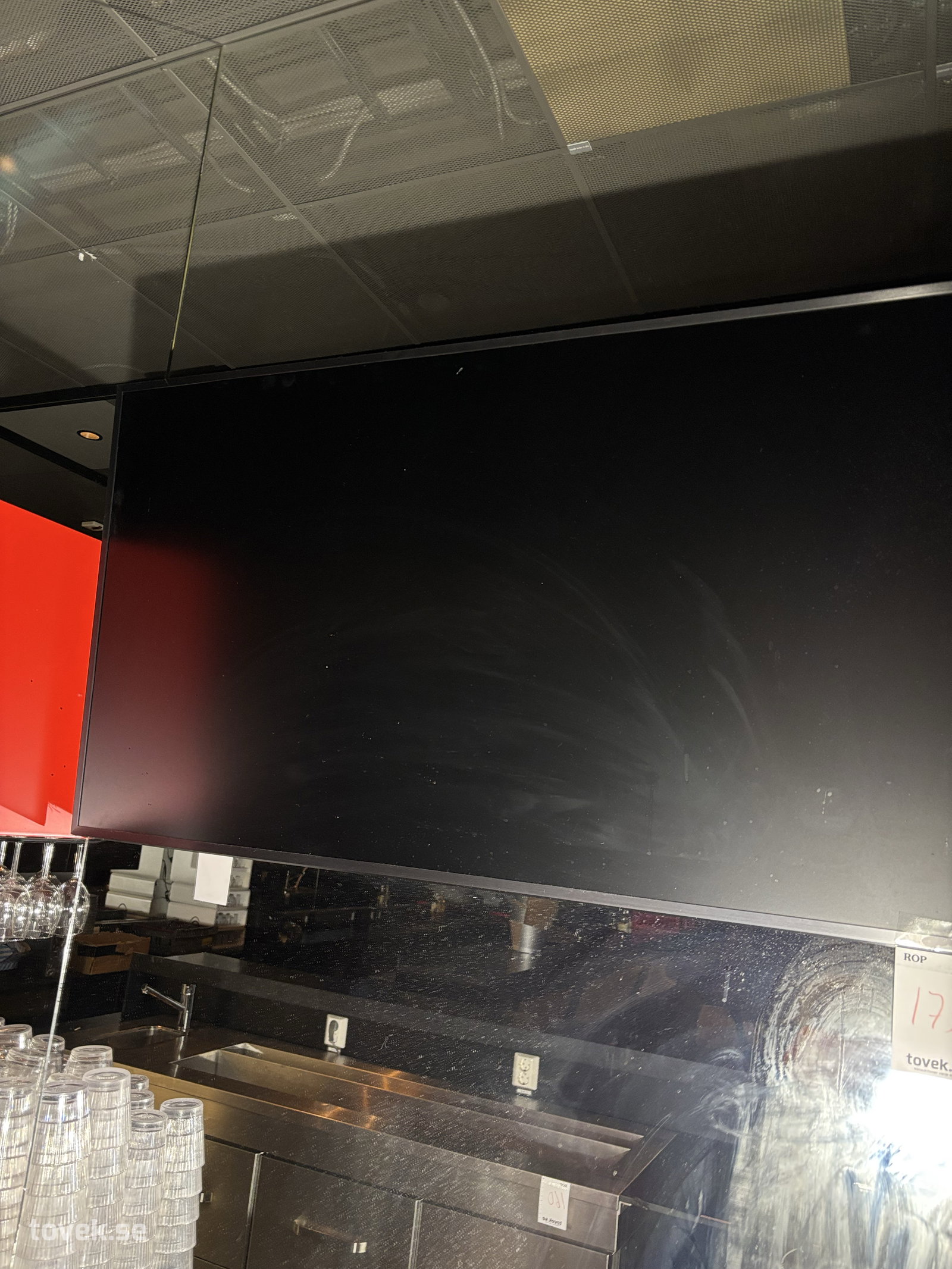 Platt-TV Samsung 110 cm bred (fjärrkontroll saknas)