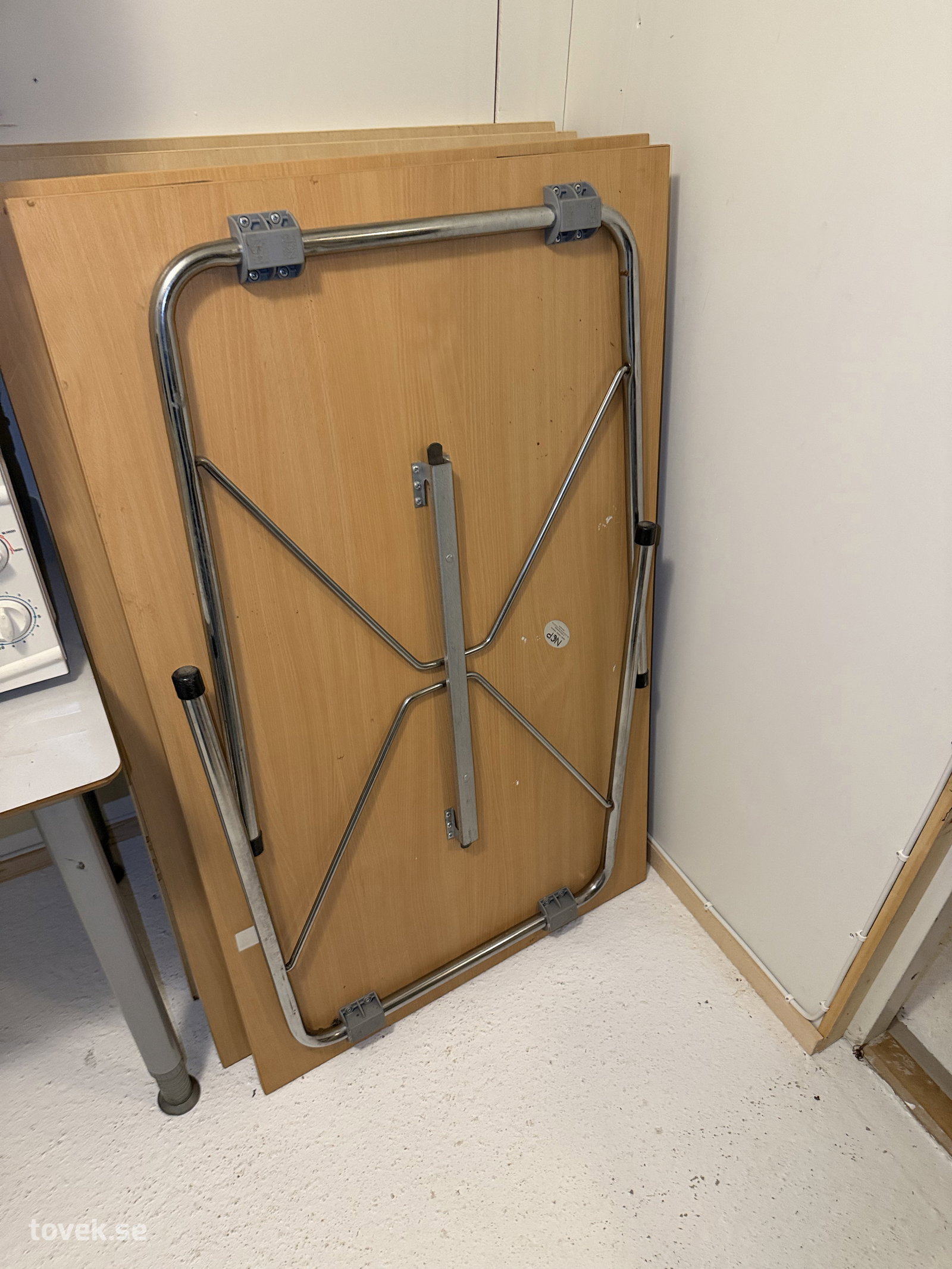 Bord ca 120x80, 2 st hopfällbara, 2 st fasta
