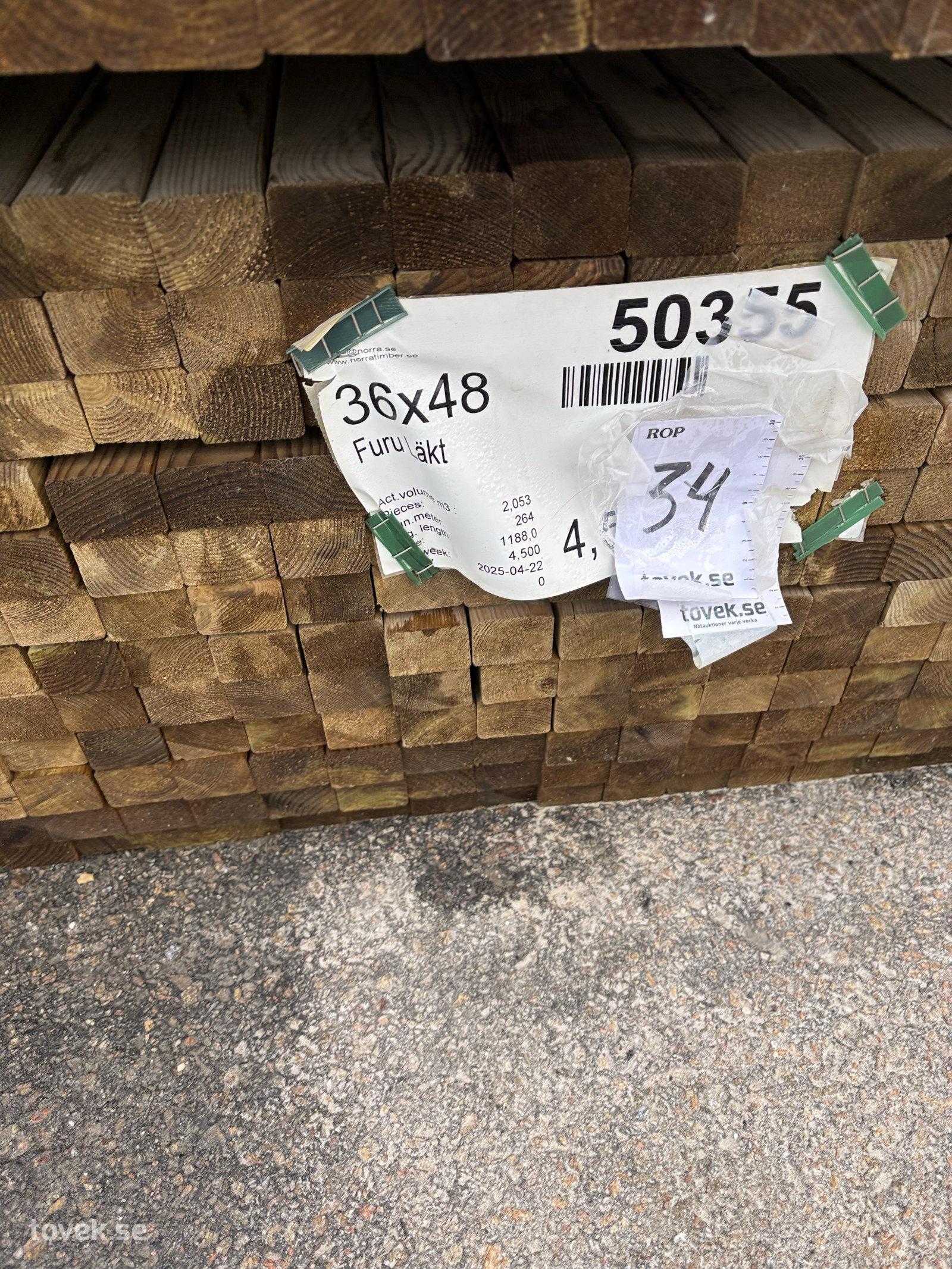 Tryckt furuläkt 36 x 48 L 4,5m. Lpm 1188m 2m3